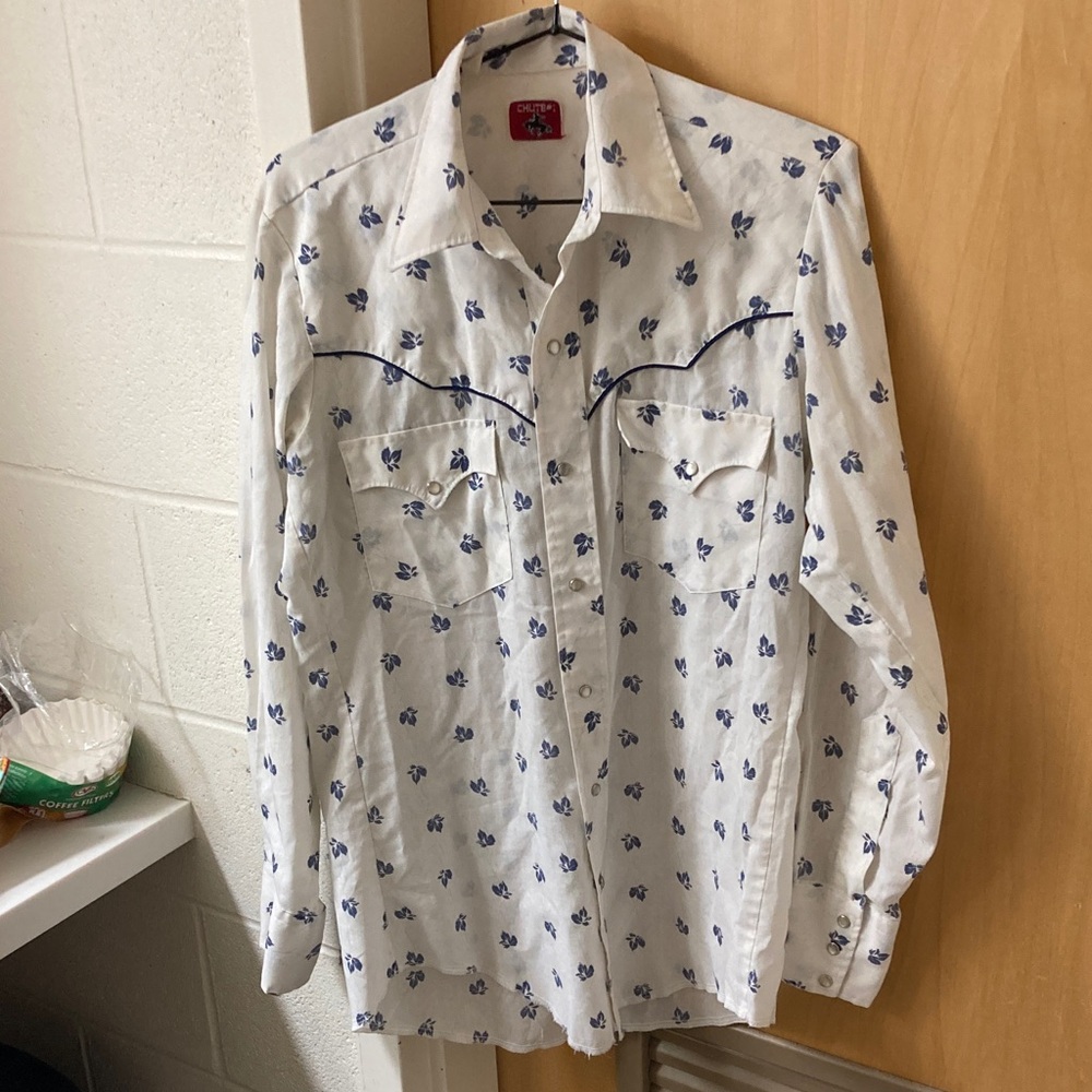 Vintage White and Blue Floral Pearlsnap Western Shirt